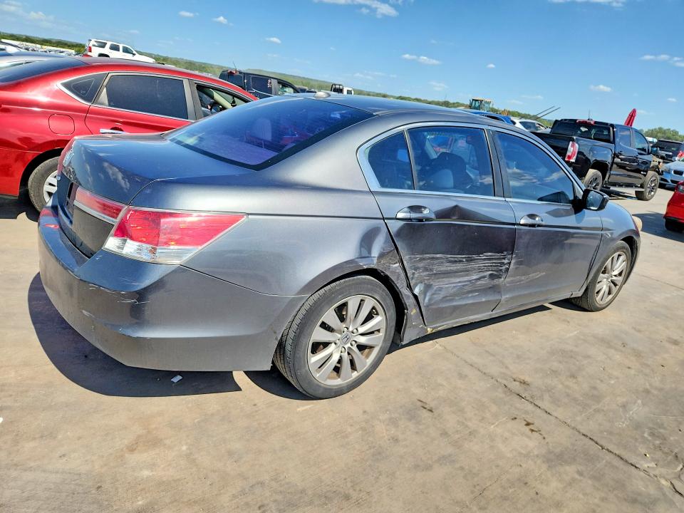 Photo 3 from auction – 2012 HONDA ACCORD with VIN 1HGCP2F89CA052471