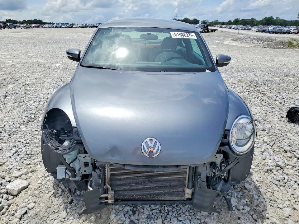 Photo 5 from auction – 2017 VOLKSWAGEN BEETLE with VIN 3VWF17ATXHM619462