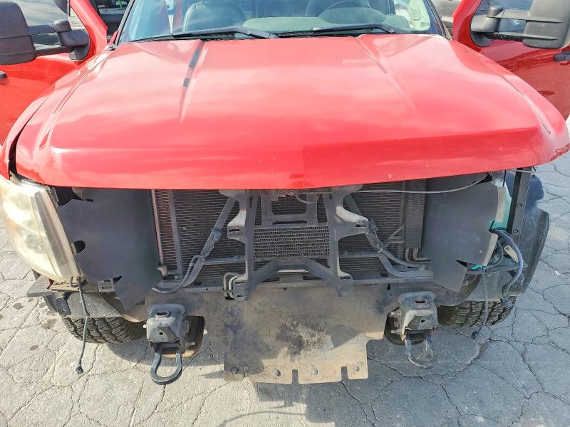Photo 11 from auction – 2010 CHEVROLET SILVERADO with VIN 1GCSCPE06AZ248588