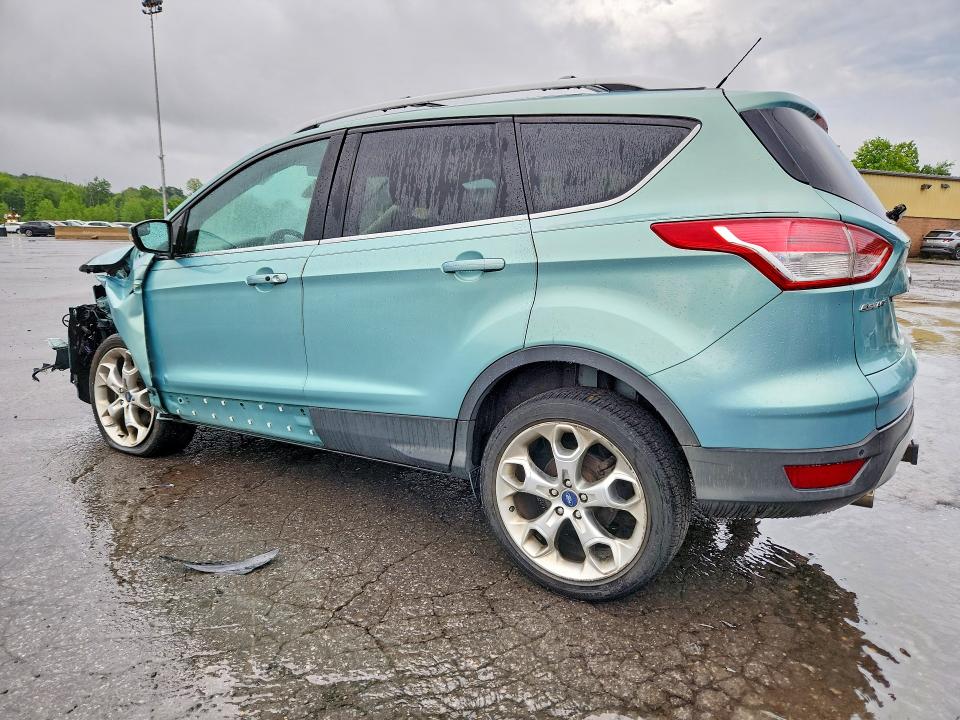 Photo 2 from auction – 2013 FORD ESCAPE with VIN 1FMCU9J95DUC32266