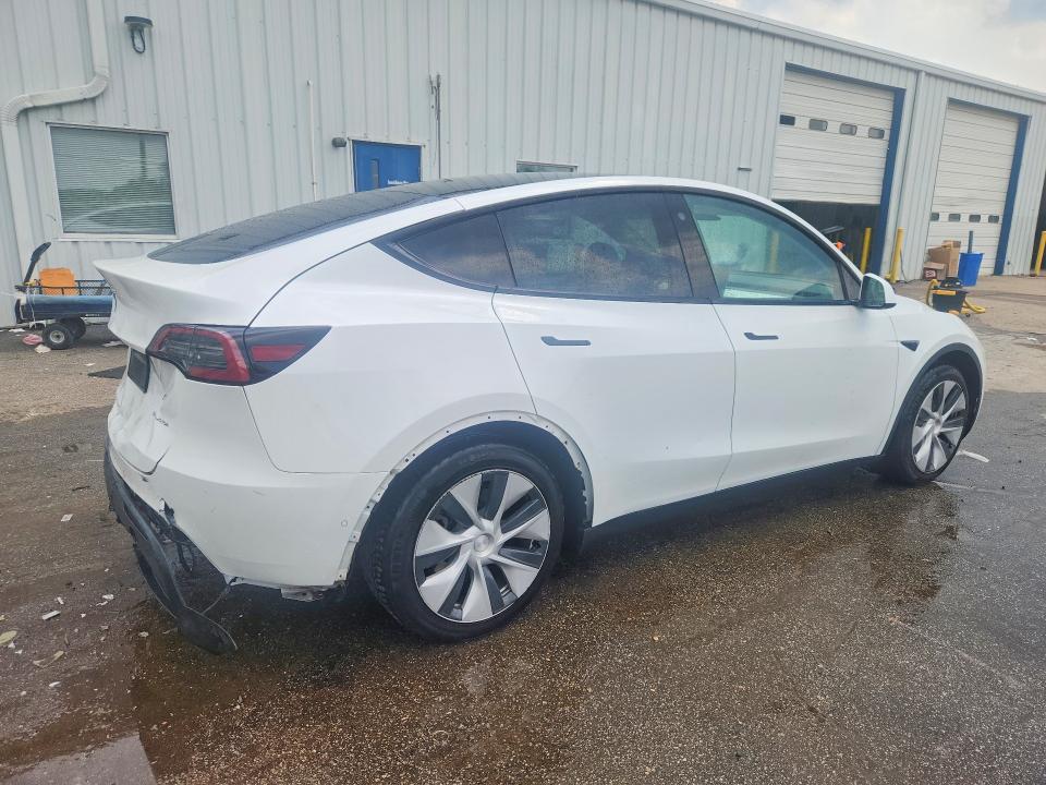 Photo 3 from auction – 2022 TESLA MODEL Y with VIN 7SAYGDEE5NF322185