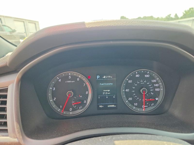 Photo 9 from auction – 2019 HYUNDAI SONATA with VIN 5NPE34AF1KH815515