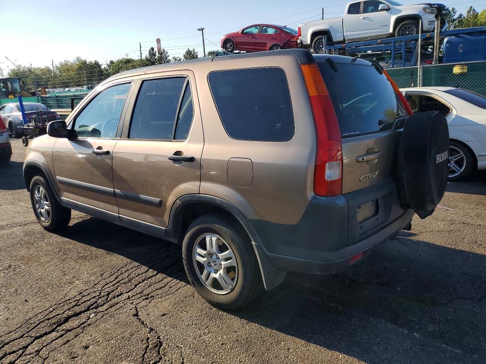 Photo 2 from auction – 2002 HONDA CR-V with VIN JHLRD788X2C010988