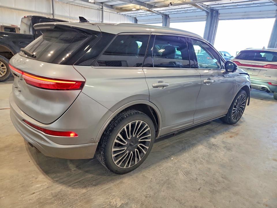 Photo 3 from auction – 2021 LINCOLN CORSAIR with VIN 5LMCJ2DH2MUL15458