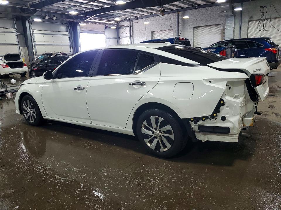 Photo 2 from auction – 2020 NISSAN ALTIMA with VIN 1N4BL4BV8LC284969