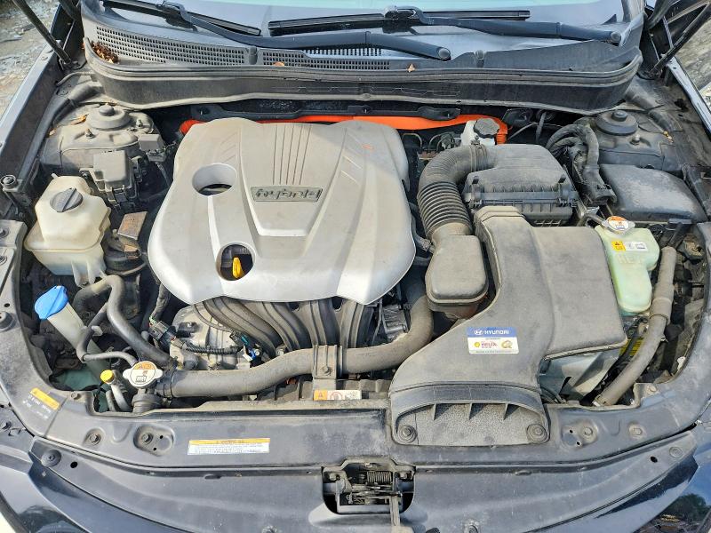 Photo 11 from auction – 2013 HYUNDAI SONATA with VIN KMHEC4A43DA084297