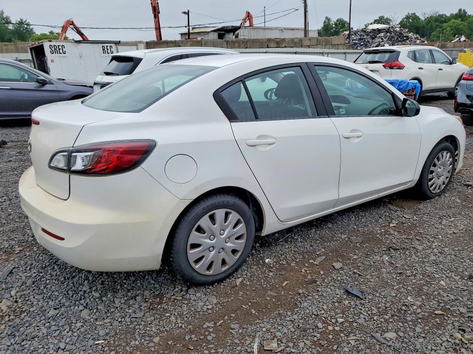 Photo 3 from auction – 2012 MAZDA 3 with VIN JM1BL1UG2C1520311