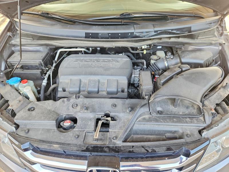 Photo 12 from auction – 2016 HONDA ODYSSEY with VIN 5FNRL5H37GB101266