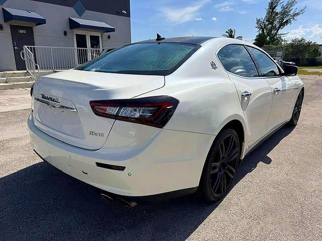 Photo 3 from auction – 2014 MASERATI GHIBLI with VIN ZAM57RTA9E1086058