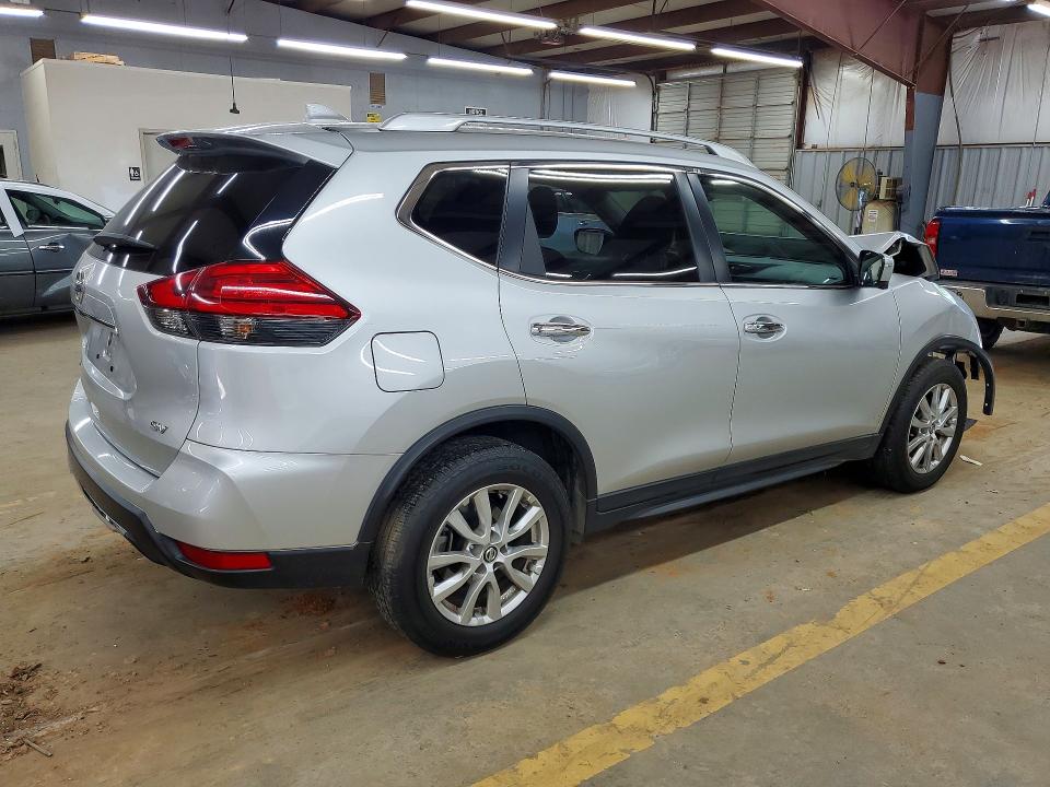 Photo 3 from auction – 2017 NISSAN ROGUE with VIN KNMAT2MT7HP570754