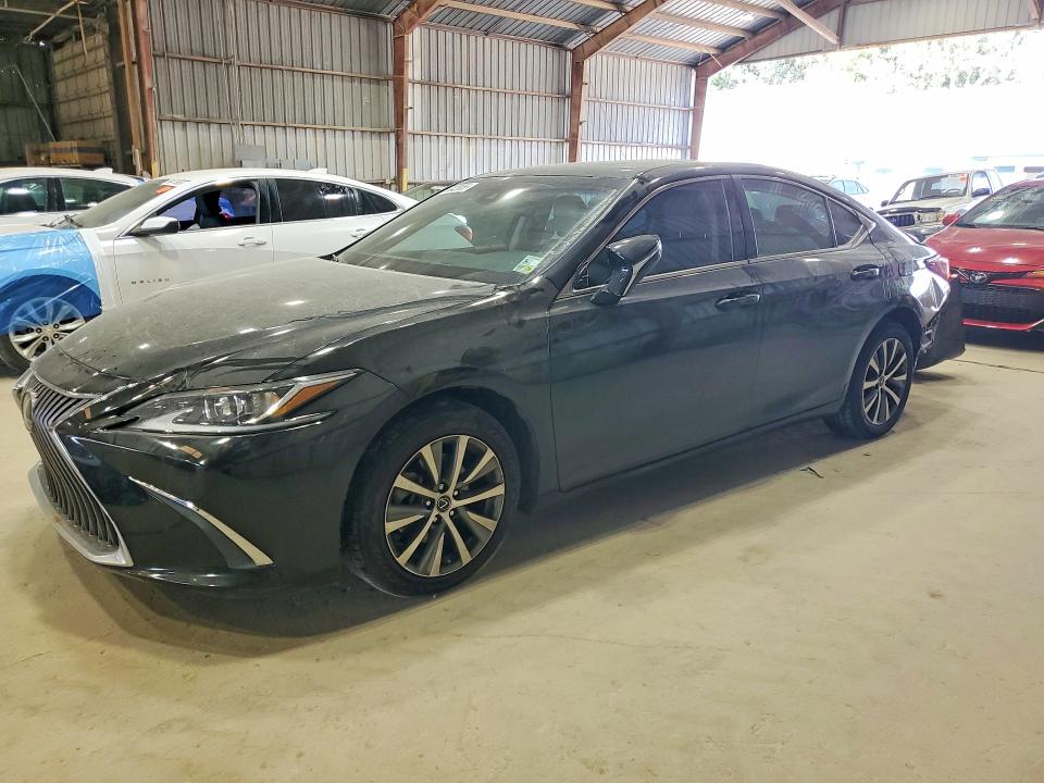 LEXUS ES 350 2020 with VIN 58ACZ1B11LU075600 - Photo from auction