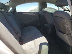 Фото 10 с аукциона – 2012 HYUNDAI SONATA с VIN KMHEC4A49CA026211
