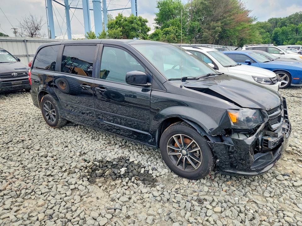 Photo 4 from auction – 2015 DODGE GRAND CARAVAN with VIN 2C4RDGBG2FR684840