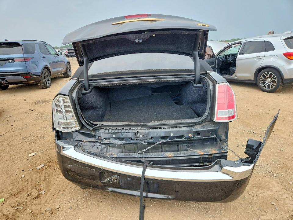 Photo 6 from auction – 2014 CHRYSLER 300 with VIN 2C3CCAAG8EH138494