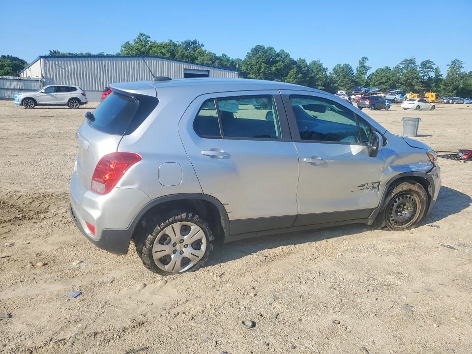 Photo 3 from auction – 2017 CHEVROLET TRAX with VIN KL7CJKSB0HB185457