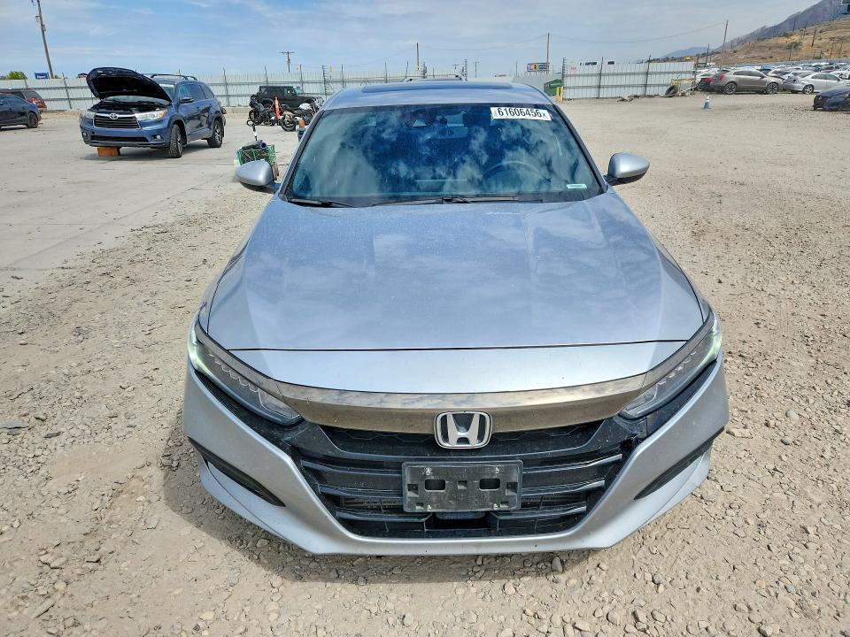 Photo 5 from auction – 2019 HONDA ACCORD with VIN 1HGCV2F33KA021869