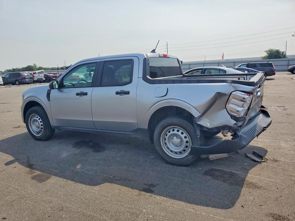 Photo 2 from auction – 2022 FORD MAVERICK with VIN 3FTTW8E99NRA52963