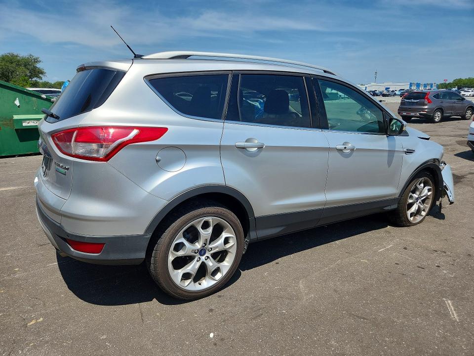 Photo 3 from auction – 2014 FORD ESCAPE with VIN 1FMCU0J92EUB48838