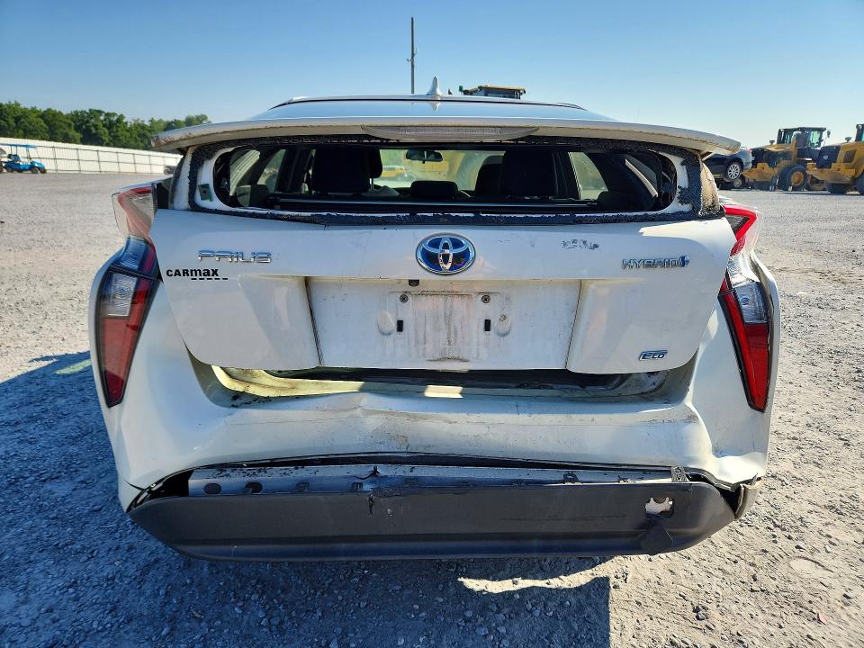 Photo 6 from auction – 2018 TOYOTA PRIUS with VIN JTDKARFU3J3068023