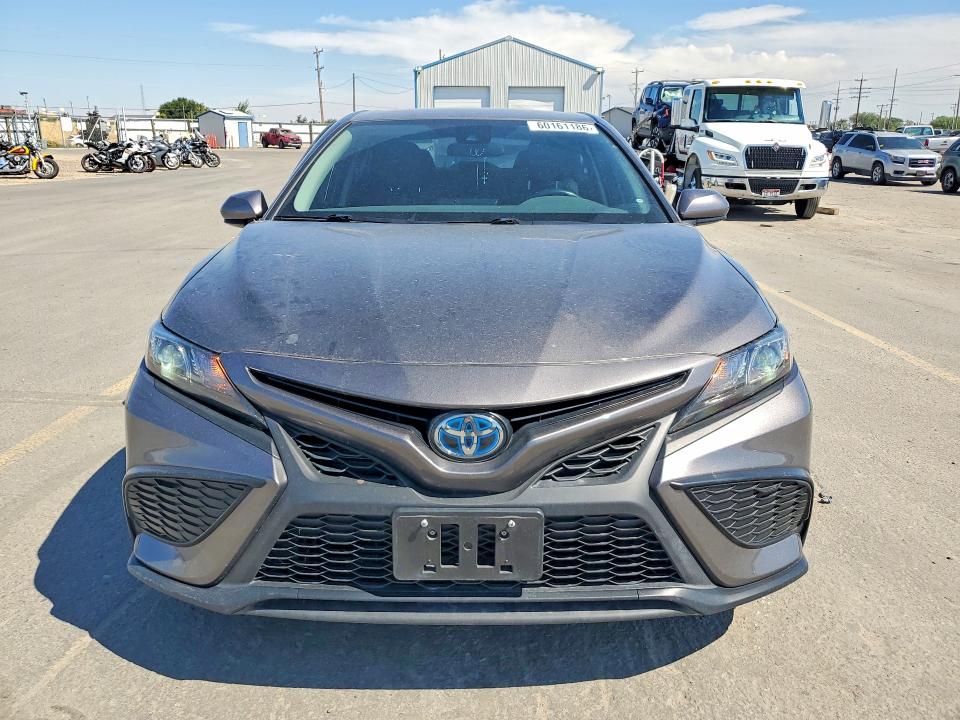Снимка 5 от търг – 2021 TOYOTA CAMRY с VIN 4T1G31AK6MU557081