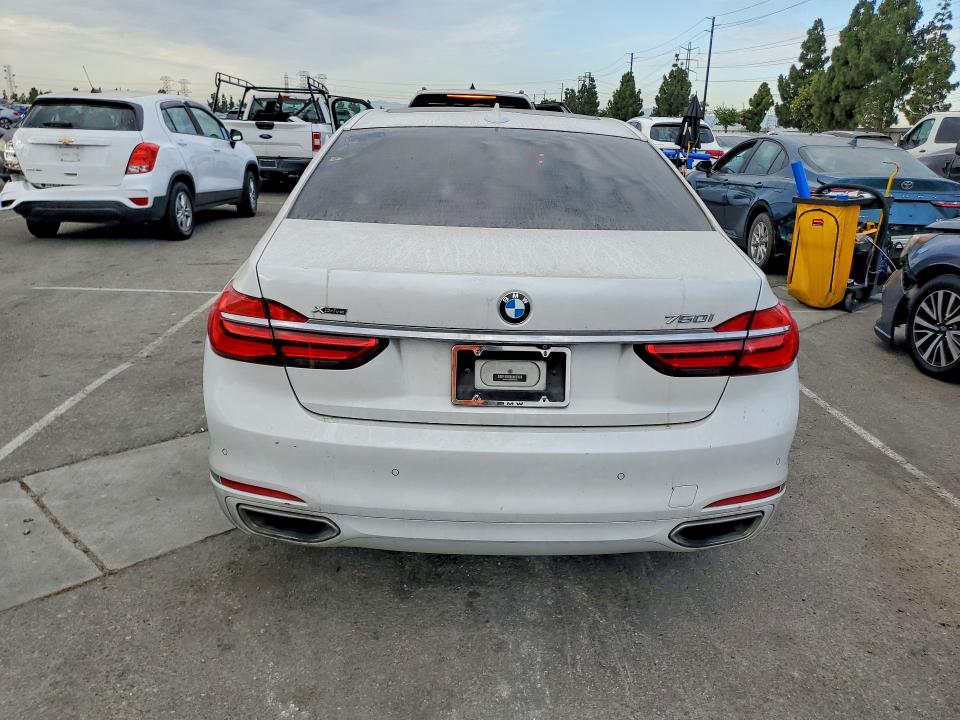 Photo 6 from auction – 2016 BMW 750 with VIN WBA7F2C53GG415098