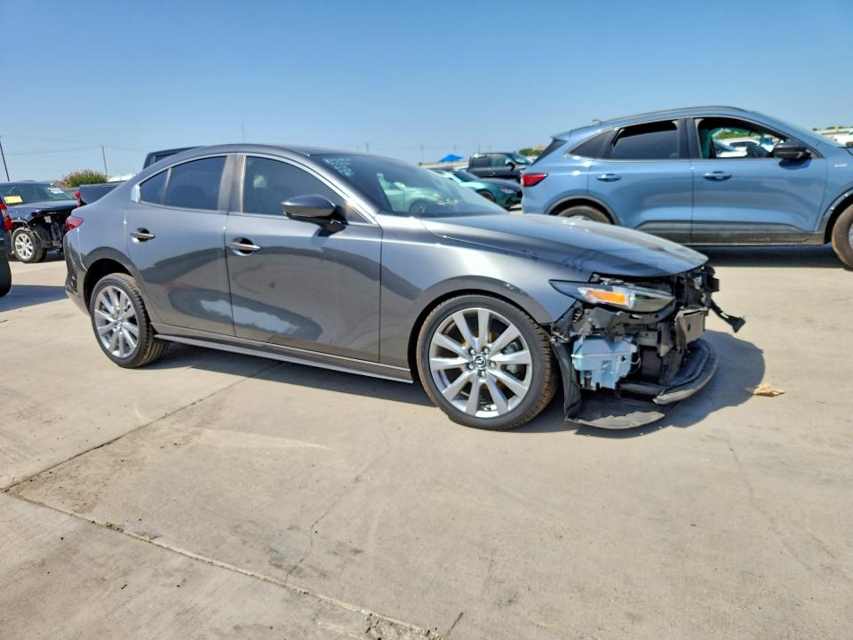 Photo 4 from auction – 2023 MAZDA 3 with VIN 3MZBPACM9PM374006