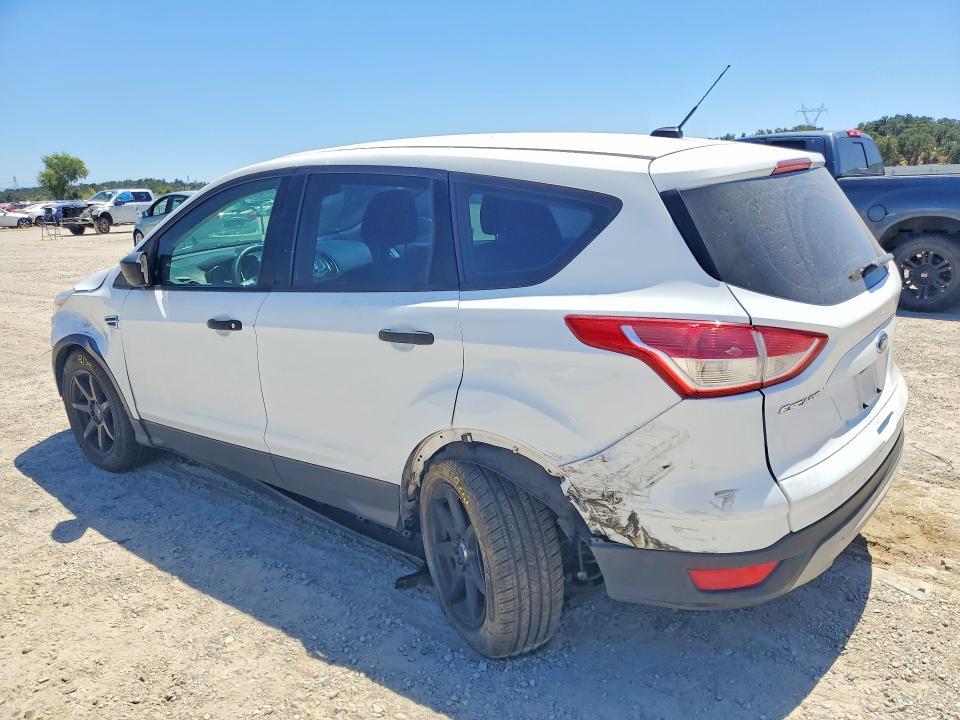 Photo 2 from auction – 2016 FORD ESCAPE with VIN 1FMCU0F73GUC43953