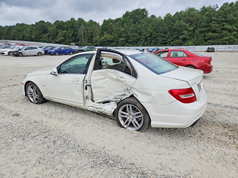 Photo 2 from auction – 2012 MERCEDES-BENZ C with VIN WDDGF4HBXCA630476
