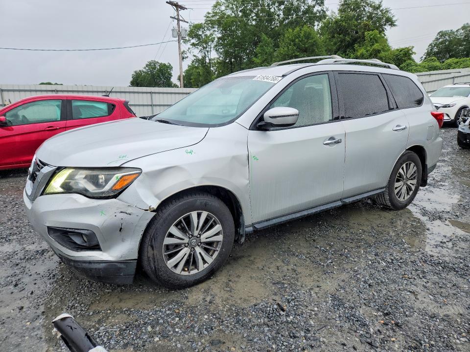 NISSAN PATHFINDER 2018 with VIN 5N1DR2MN3JC638053 - Photo from auction