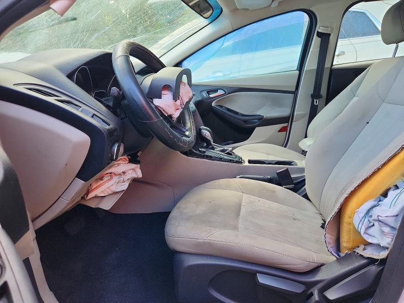 Photo 7 from auction – 2016 FORD FOCUS with VIN 1FADP3F26GL214044