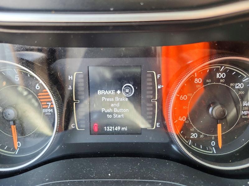Снимка 9 от търг – 2019 JEEP CHEROKEE с VIN 1C4PJLLB9KD265781