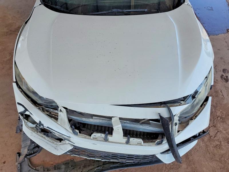 Photo 11 from auction – 2018 HONDA CIVIC with VIN 2HGFC1E56JH705234
