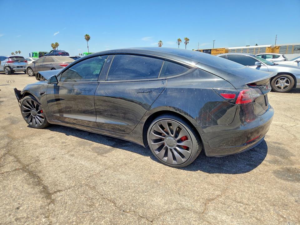 صورة رقم 2 من المزاد - 2021 TESLA MODEL 3 مع VIN 5YJ3E1EC2MF868001