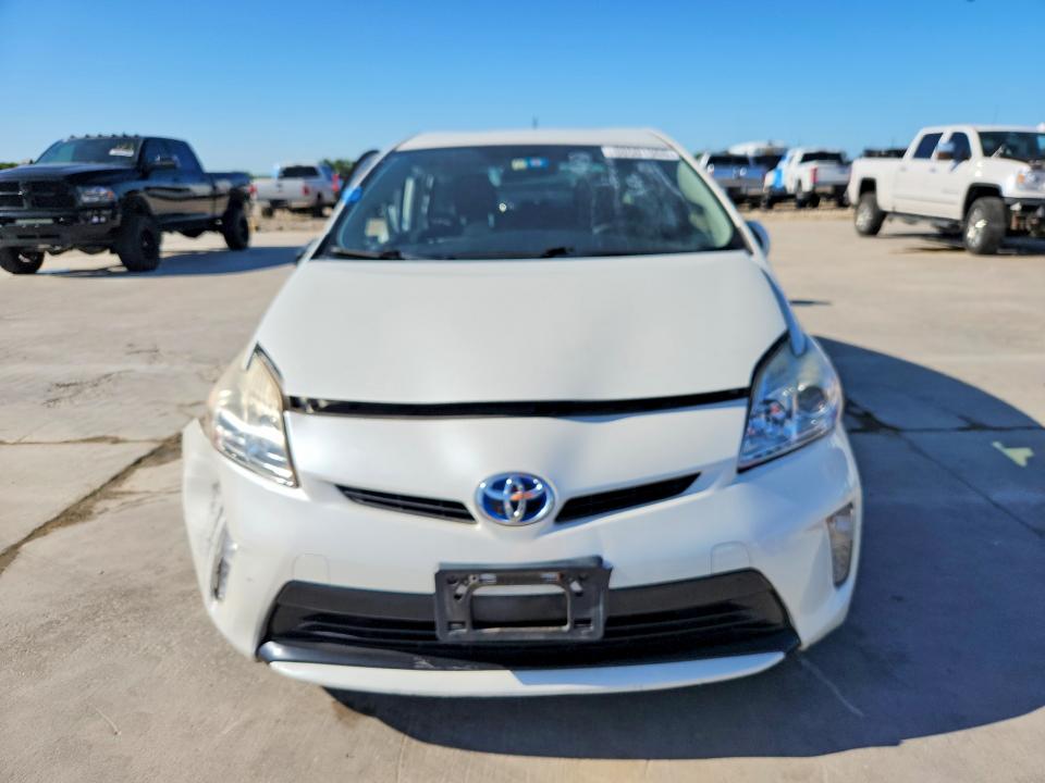 Photo 5 from auction – 2015 TOYOTA PRIUS with VIN JTDKN3DU0F0430967