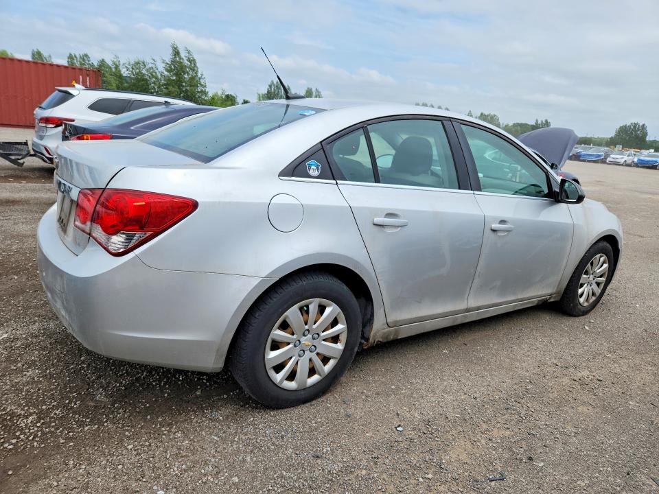 Photo 3 from auction – 2011 CHEVROLET CRUZE with VIN 1G1PA5SH8B7206441