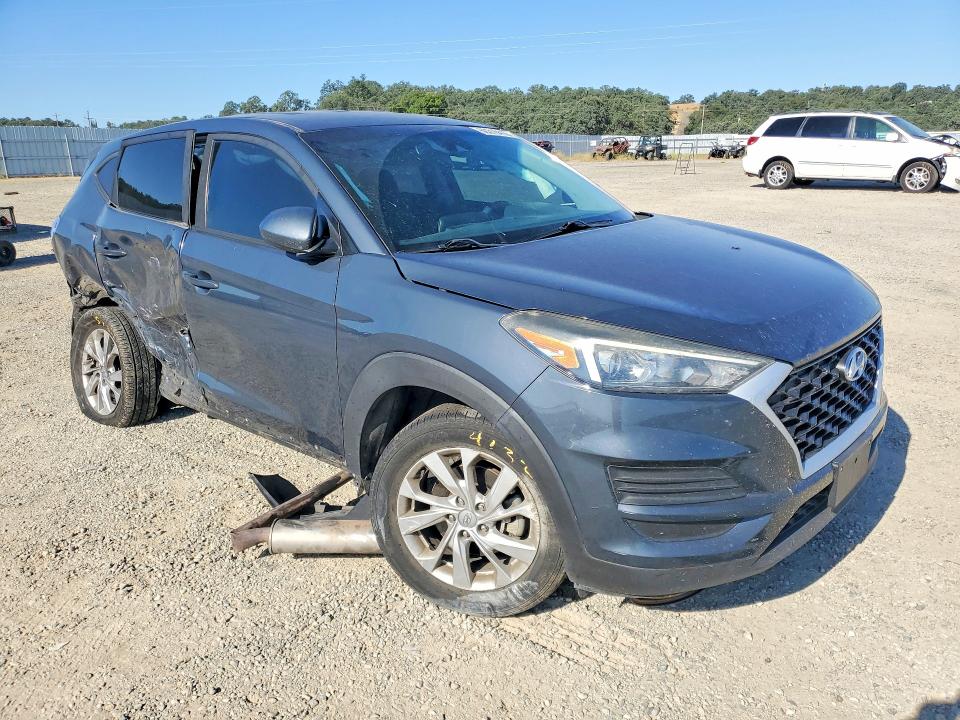 Photo 4 from auction – 2019 HYUNDAI TUCSON with VIN KM8J2CA47KU915355