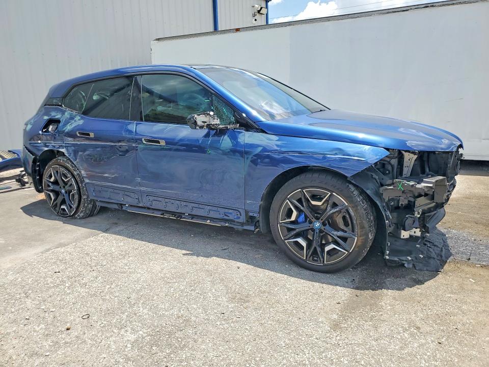 Photo 4 from auction – 2024 BMW IX with VIN WB523CF06RCR08663