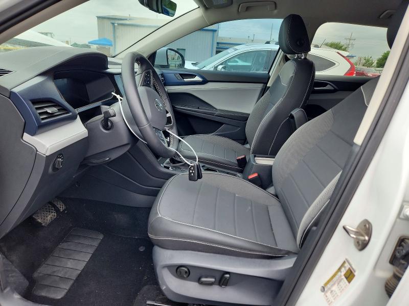 Photo 7 from auction – 2024 VOLKSWAGEN TAOS with VIN 3VVUX7B20RM060067