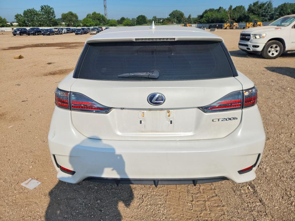 Foto 6 de la subasta – 2014 LEXUS CT con VIN JTHKD5BH6E2184383