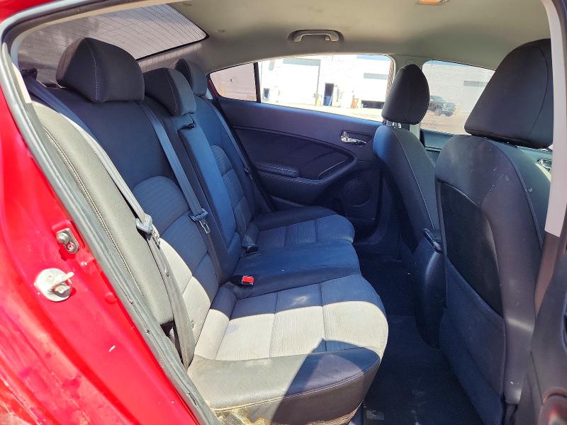 Foto 10 de la subasta – 2015 KIA FORTE con VIN KNAFX4A65F5344884
