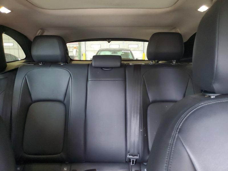 Photo 10 from auction – 2017 JAGUAR F-PACE with VIN SADCJ2BV4HA085028