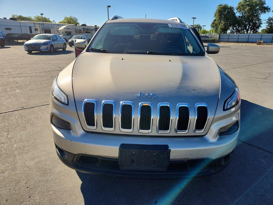 Photo 5 from auction – 2015 JEEP CHEROKEE with VIN 1C4PJMCB0FW696994