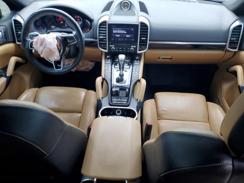 Photo 8 from auction – 2018 PORSCHE CAYENNE with VIN WP1AA2A25JKA05471
