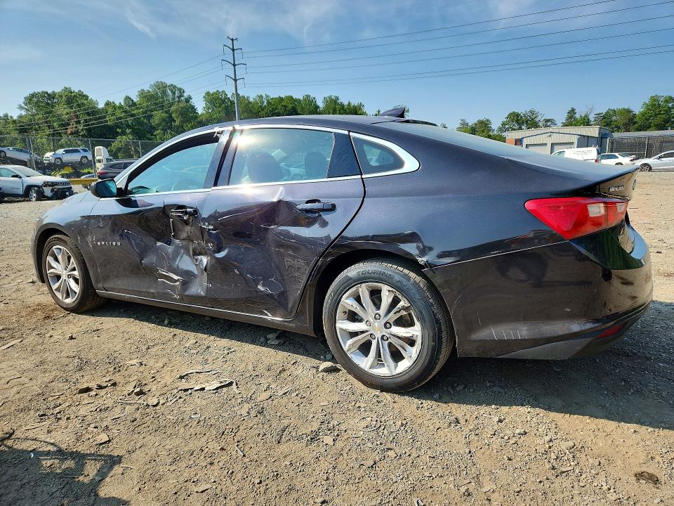 Photo 2 from auction – 2023 CHEVROLET MALIBU with VIN 1G1ZD5ST3PF231040