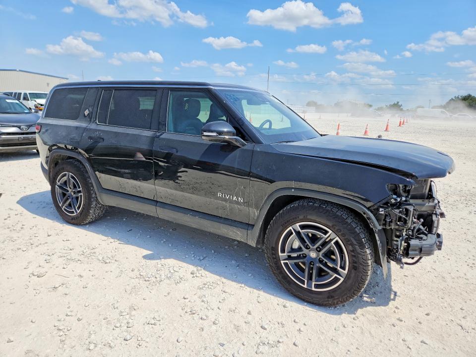 Photo 4 from auction – 2025 RIVIAN R1S with VIN 7PDSGBBA6SN045710