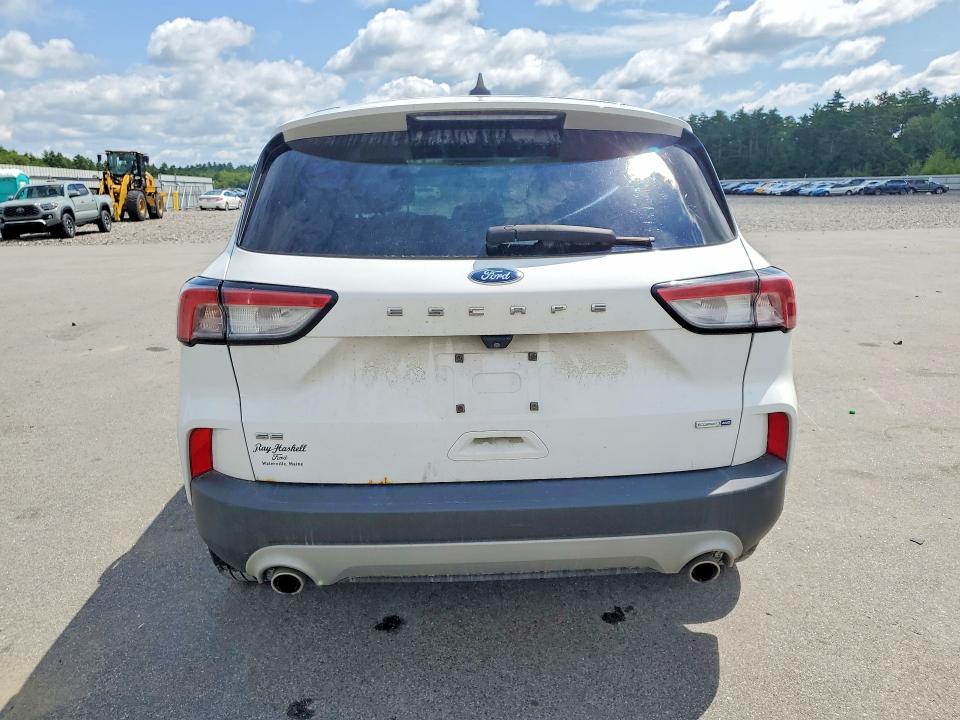 Photo 6 from auction – 2020 FORD ESCAPE with VIN 1FMCU9G69LUC28779