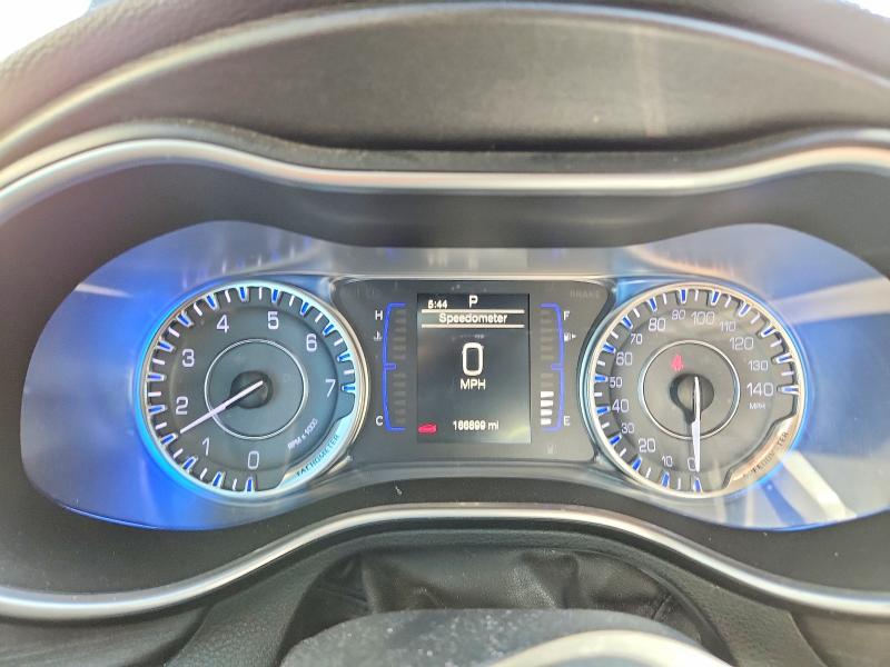 Photo 9 from auction – 2016 CHRYSLER 200 with VIN 1C3CCCAB8GN112567