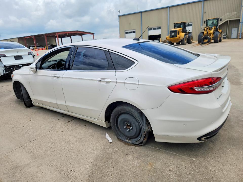 Photo 2 from auction – 2017 FORD FUSION with VIN 3FA6P0K91HR266775