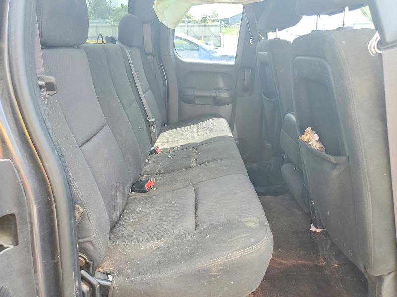 Photo 10 from auction – 2011 CHEVROLET SILVERADO with VIN 1GCRCREA2BZ325235