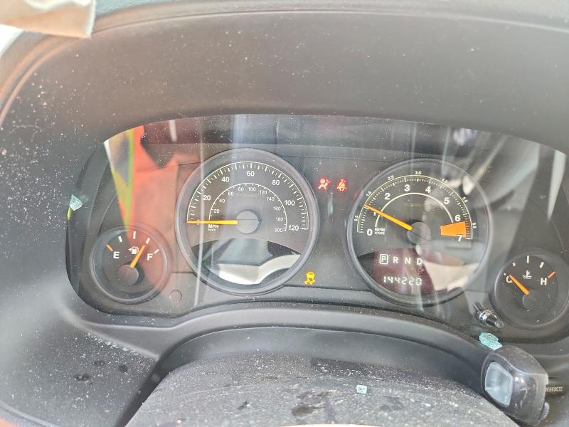 Photo 9 from auction – 2015 JEEP PATRIOT with VIN 1C4NJPFB9FD401990